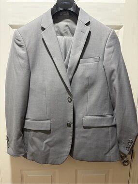 Men's Light Gray Two-Button Suit Blazer with Vest & Pants